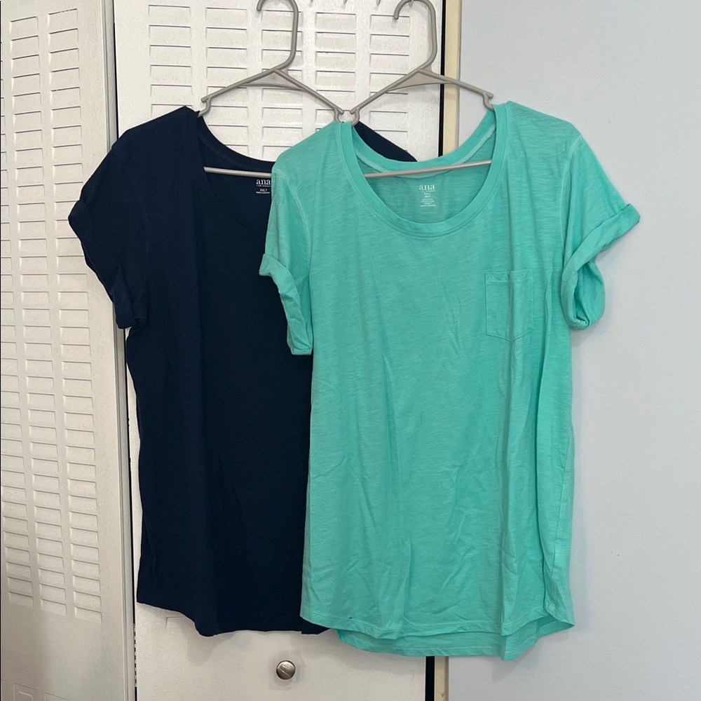 A.n.a Women's Size XXL Short Sleeve Tees (2) - Navy and Mint